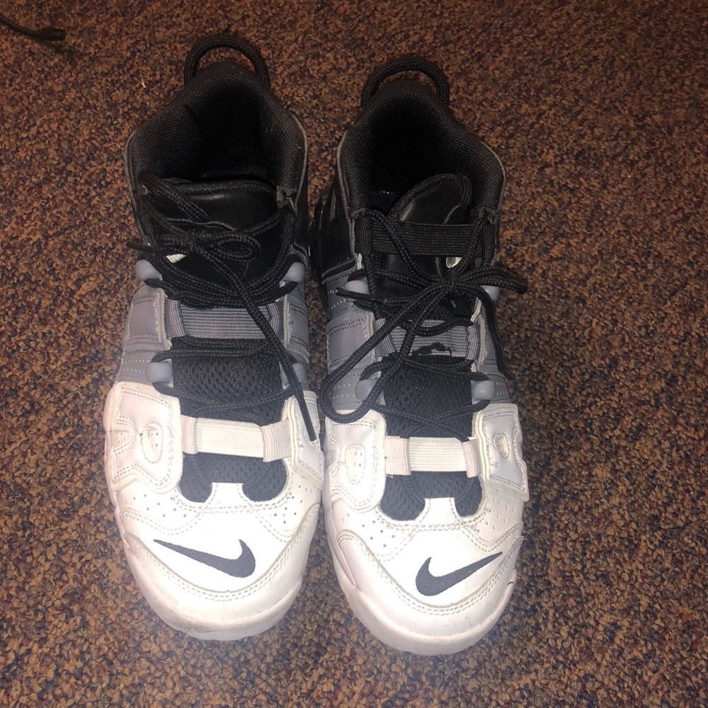 Nike Uptempo